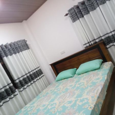 Sky Bloom Homagama Exterior foto