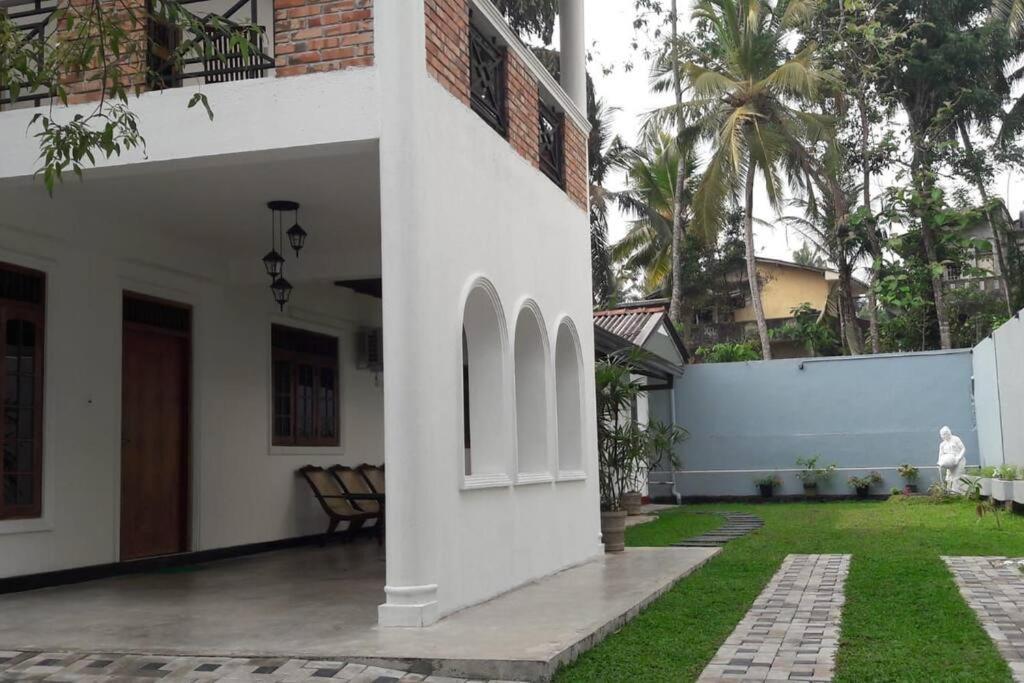 Sky Bloom Homagama Exterior foto