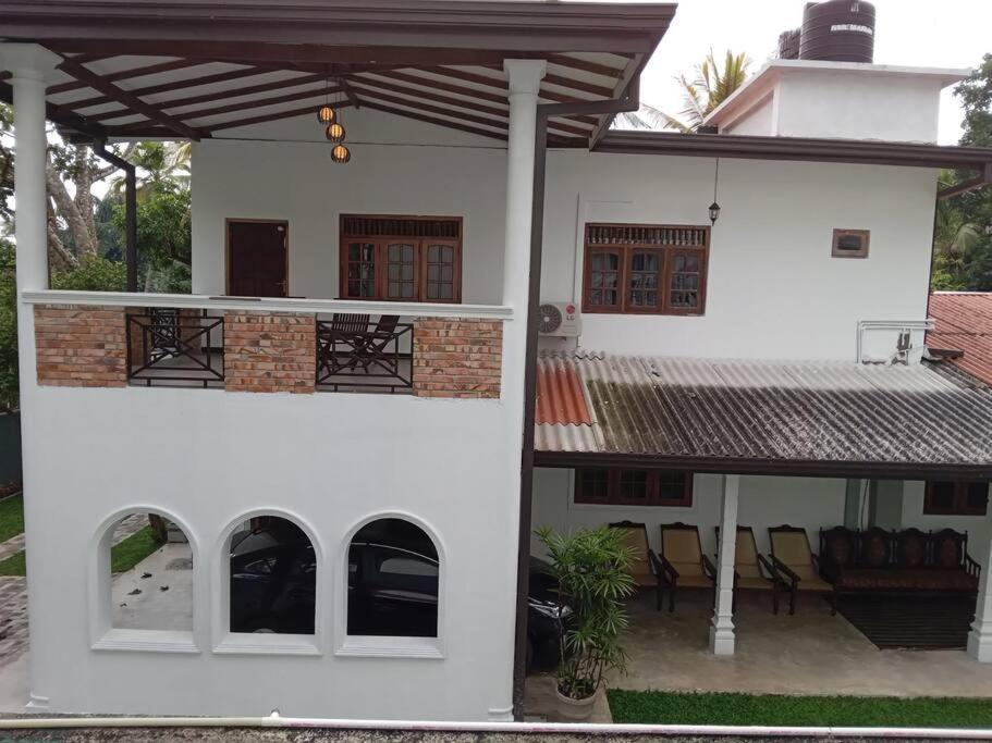 Sky Bloom Homagama Exterior foto
